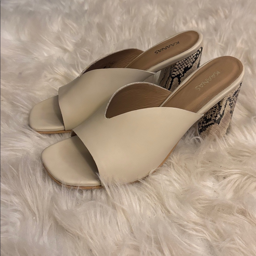 NEW Kaanas Cream and Snakeskin Block Heel Sandals